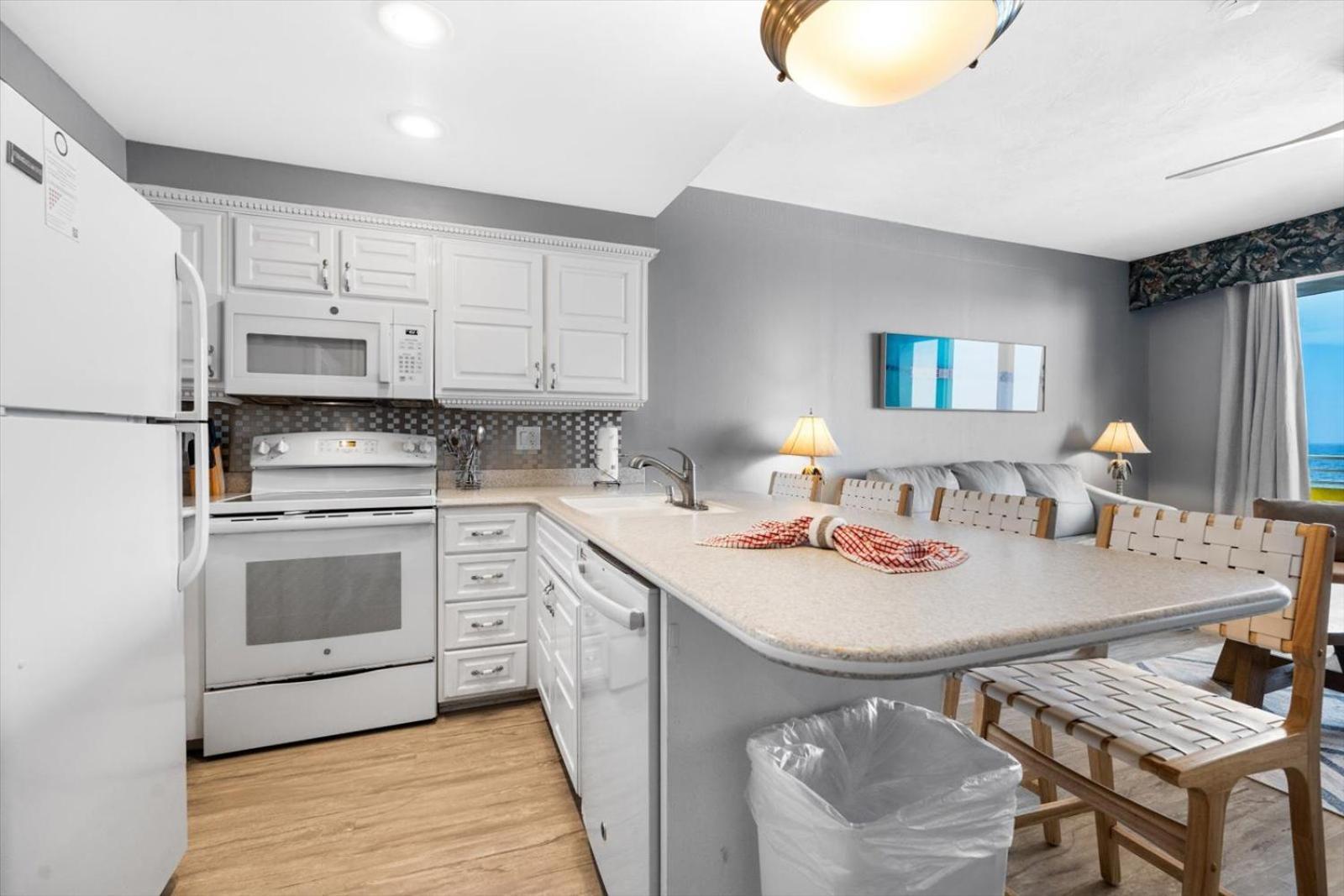 Newly Refurbished 7Th Floor Oceanfront 1 Bedroom At The Wyndham Ocean Walk Daytona Beach Exterior photo